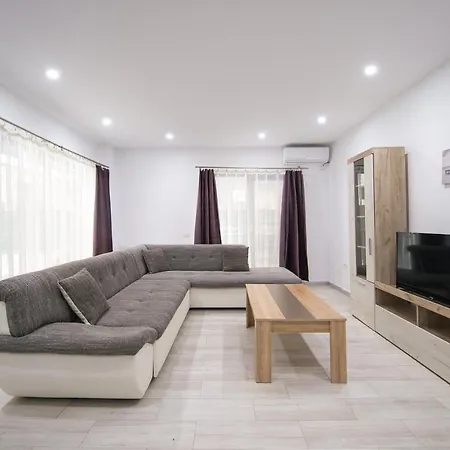 Apartel Kara *